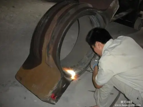 机械零件修复-气焊补如何钻防裂孔 
